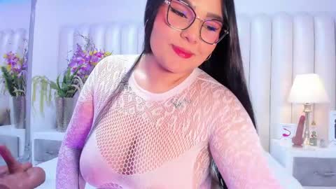 Snapshot of kattyarogers chatting on May 8, 2026, 8:36 pm KattyaRogers online show from May 8, 2026, 8:36 pm