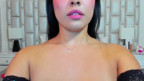 Snapshot of katy_and_paola chatting on December 19, 2024, 7:40 pm katy blonde girl and paola big boobs online show from December 19, 2024, 7:40 pm