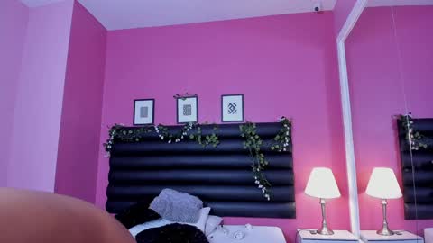 Snapshot of katy_contreras chatting on January 31, 2025, 6:14 pm katy_contreras online show from January 31, 2025, 6:14 pm
