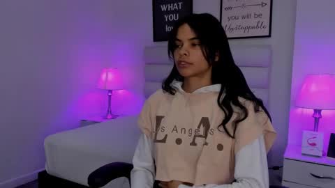 Snapshot of katy_contreras chatting on February 11, 2025, 10:59 am katy_contreras online show from February 11, 2025, 10:59 am