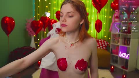 Snapshot of katy_ethereal chatting on February 15, 2025, 6:23 am Katy - online show from February 15, 2025, 6:23 am