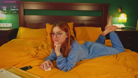 Katy      -    online show from November 16, 2025, 3:12 am