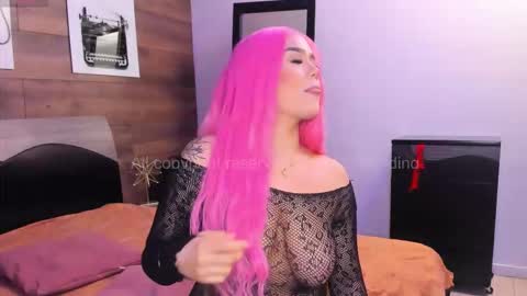 salo  online show from November 8, 2025, 2:28 pm