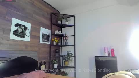 salo  online show from December 17, 2025, 4:46 pm