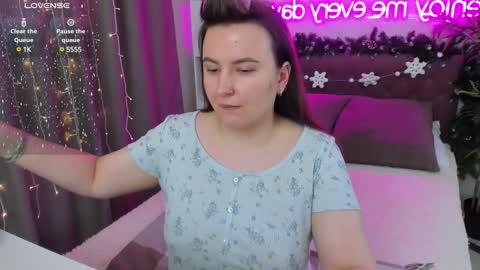 Snapshot of katyaneilson chatting on January 16, 2025, 8:00 am Kate online show from January 16, 2025, 8:00 am