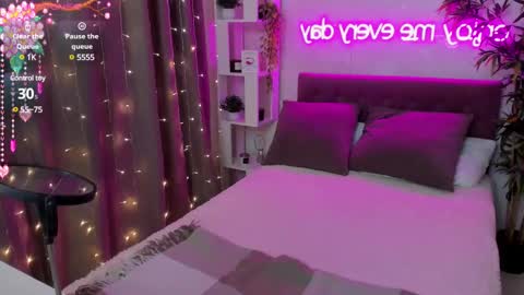 Snapshot of katyaneilson chatting on February 27, 2025, 7:12 am Kate online show from February 27, 2025, 7:12 am