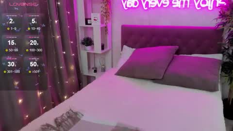 Snapshot of katyaneilson chatting on November 13, 2025, 3:27 am Kate online show from November 13, 2025, 3:27 am