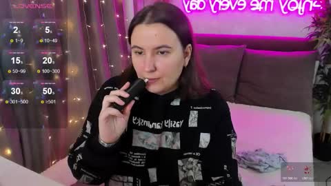 Snapshot of katyaneilson chatting on November 19, 2025, 4:01 am Kate online show from November 19, 2025, 4:01 am