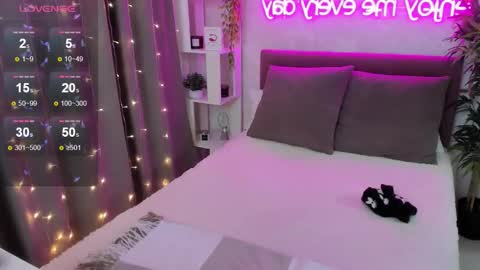 Snapshot of katyaneilson chatting on November 28, 2025, 3:53 am Kate online show from November 28, 2025, 3:53 am