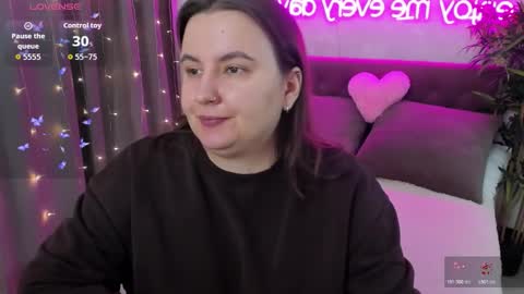 Snapshot of katyaneilson chatting on March 5, 2026, 5:36 am Kate online show from March 5, 2026, 5:36 am