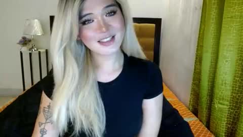 katykiat online show from December 17, 2025, 5:19 pm