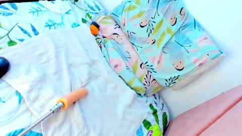 Snapshot of katylu_ chatting on January 30, 2025, 4:06 am lilii-pety online show from January 30, 2025, 4:06 am