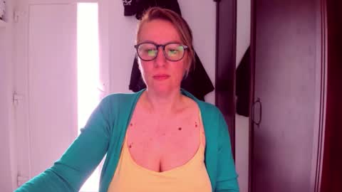 Katy online show from April 14, 2026, 7:36 am