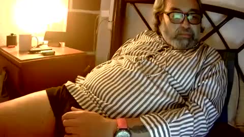 Snapshot of kausername chatting on January 2, 2025, 10:11 pm Marko online show from January 2, 2025, 10:11 pm