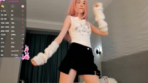 mai online show from November 17, 2025, 4:13 pm