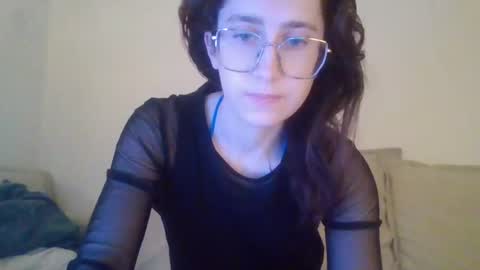 kawaii snowflake online show from July 7, 2026, 12:02 am
