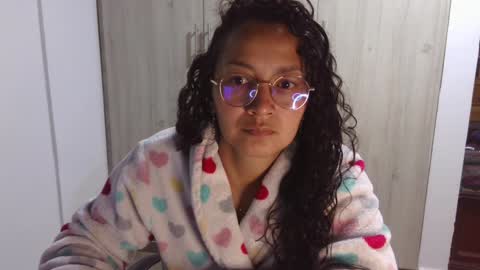 Snapshot of kawit1 chatting on January 20, 2025, 6:21 am Khawit online show from January 20, 2025, 6:21 am