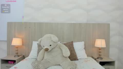   online show from December 16, 2025, 3:33 am