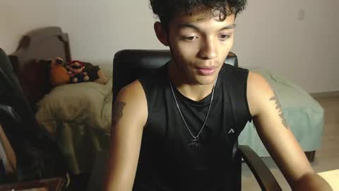 Snapshot of kayden1_ chatting on February 5, 2025, 3:52 pm KAYDEN HELP ME TO REACH 10 LIKES online show from February 5, 2025, 3:52 pm