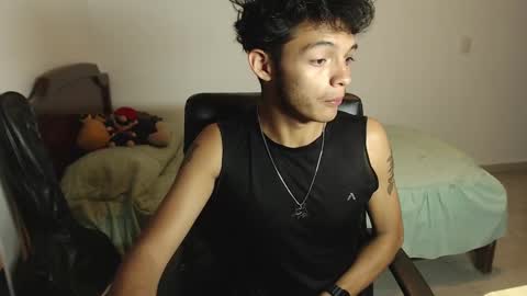 Snapshot of kayden1_ chatting on February 6, 2025, 4:58 pm KAYDEN HELP ME TO REACH 10 LIKES online show from February 6, 2025, 4:58 pm