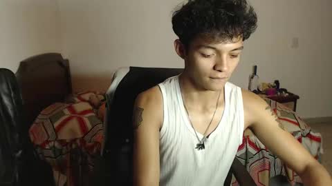 Snapshot of kayden1_ chatting on February 18, 2025, 3:54 pm KAYDEN HELP ME TO REACH 10 LIKES online show from February 18, 2025, 3:54 pm