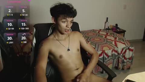 Snapshot of kayden1_ chatting on February 18, 2025, 7:30 pm KAYDEN HELP ME TO REACH 10 LIKES online show from February 18, 2025, 7:30 pm