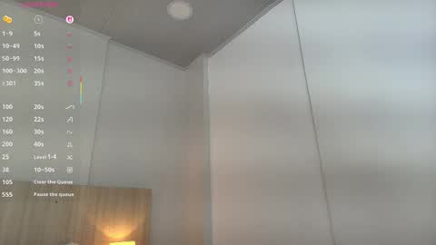 Snapshot of kayla_roux chatting on May 12, 2026, 11:40 am Kayla online show from May 12, 2026, 11:40 am