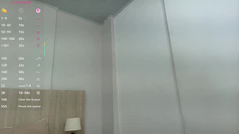 Snapshot of kayla_roux chatting on May 18, 2026, 11:27 am Kayla online show from May 18, 2026, 11:27 am