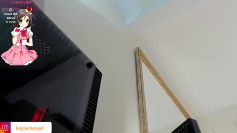 kaylachannell online show from October 19, 2025, 3:51 am