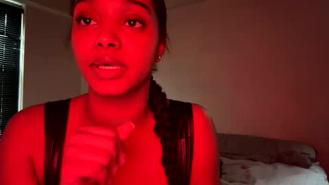 Snapshot of kaylagoldy chatting on February 16, 2026, 2:35 pm Kayla gold online show from February 16, 2026, 2:35 pm