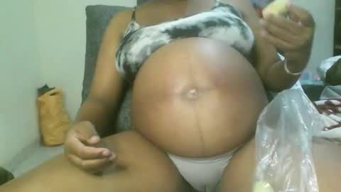 kaylanectah online show from November 9, 2025, 2:04 pm