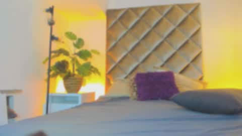 Kayla online show from January 5, 2026, 7:39 pm