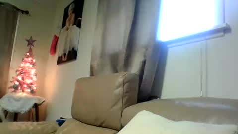 Snapshot of kayleekakesnslim chatting on November 15, 2025, 7:54 pm kaylee kakes online show from November 15, 2025, 7:54 pm