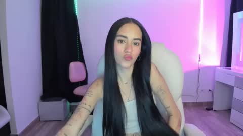 Snapshot of kaylie_xxx chatting on December 9, 2024, 11:13 pm kaylie online show from December 9, 2024, 11:13 pm