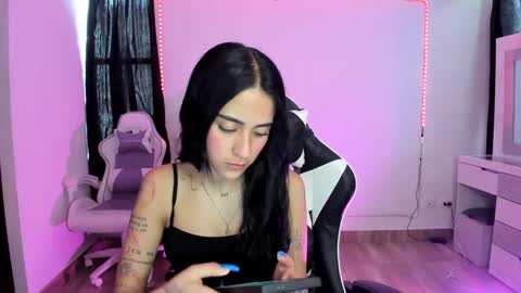 Snapshot of kaylie_xxx chatting on January 23, 2025, 8:45 pm kaylie online show from January 23, 2025, 8:45 pm