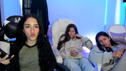 Snapshot of kaylie_xxx chatting on March 4, 2025, 10:05 pm kaylie online show from March 4, 2025, 10:05 pm