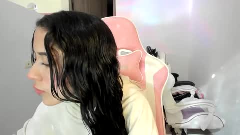 Snapshot of kaylie_xxx chatting on September 15, 2025, 8:42 pm kaylie online show from September 15, 2025, 8:42 pm