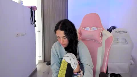 Snapshot of kaylie_xxx chatting on September 23, 2025, 11:24 am kaylie online show from September 23, 2025, 11:24 am