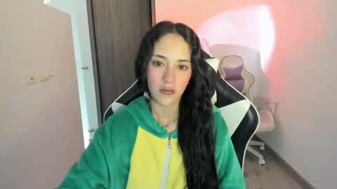 Snapshot of kaylie_xxx chatting on October 14, 2025, 11:00 am kaylie online show from October 14, 2025, 11:00 am