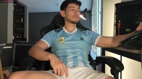 Kayn online show from May 26, 2026, 7:54 pm