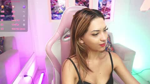 Snapshot of kayraowen chatting on January 2, 2025, 11:41 am Kayra online show from January 2, 2025, 11:41 am