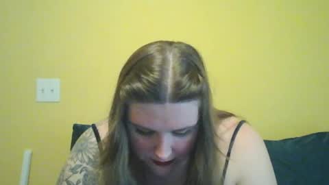 Katie Bird online show from November 21, 2025, 5:33 pm