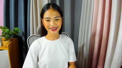 Snapshot of kazel_dominant chatting on February 1, 2025, 10:15 am KAZEL online show from February 1, 2025, 10:15 am