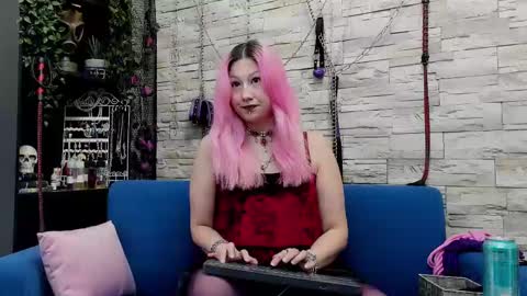 Snapshot of kaziaswart chatting on February 18, 2025, 12:15 am Miss Kazia online show from February 18, 2025, 12:15 am