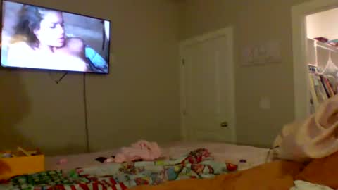 Snapshot of kbaby708076 chatting on January 10, 2026, 9:55 am Kbaby online show from January 10, 2026, 9:55 am