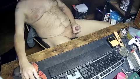 kbuum68 online show from December 31, 2024, 8:56 pm