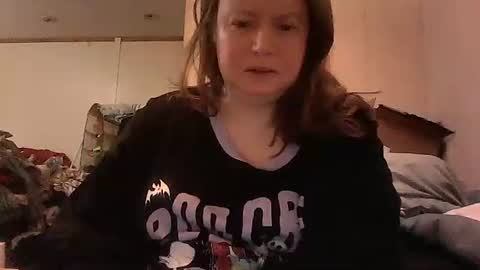 kcandler27 online show from December 2, 2025, 7:57 am