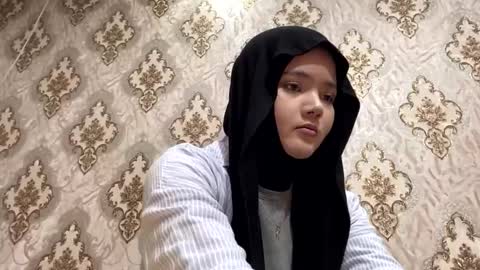 Snapshot of keeleylandrie chatting on February 6, 2026, 12:08 pm Kate online show from February 6, 2026, 12:08 pm