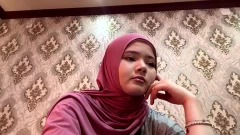 Snapshot of keeleylandrie chatting on March 13, 2026, 5:47 am Kate online show from March 13, 2026, 5:47 am