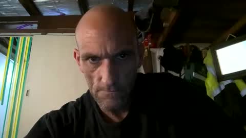 keensas online show from May 6, 2026, 5:03 am